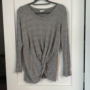 GREY TWIST LONG SLEEVE
